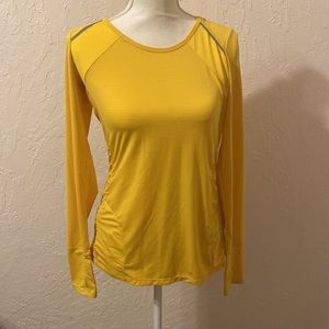 S-Althleta yellow sports top with ruching to give a more fitted style.  EUC
